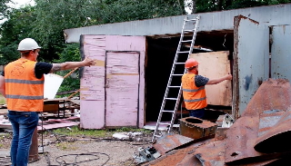 Демонтаж гаражей в мирном, цена от 1742 руб. – услуги под ключ от 2Землекопа-Мир