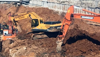 Разработка котлована экскаватором под фундамент в мирном — цена от 2562 руб. | 2Землекопа-Мир
